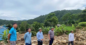 An cư vùng cao và nỗi ám ảnh ‘đêm nằm nghe đất chuyển’