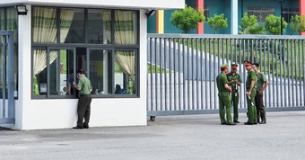 An ninh thắt chặt tại điểm thi trường THPT chuyên Tuyên Quang