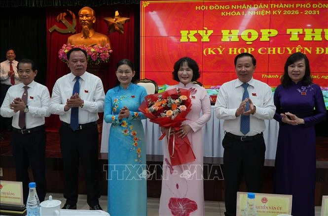 Bà Nguyễn Thị Cát Tiên được bầu giữ chức Phó Chủ tịch UBND thành phố Đồng Nai Bà Nguyễn Thị Cát Tiên được bầu giữ chức Phó Chủ tịch UBND thành phố Đồng Nai