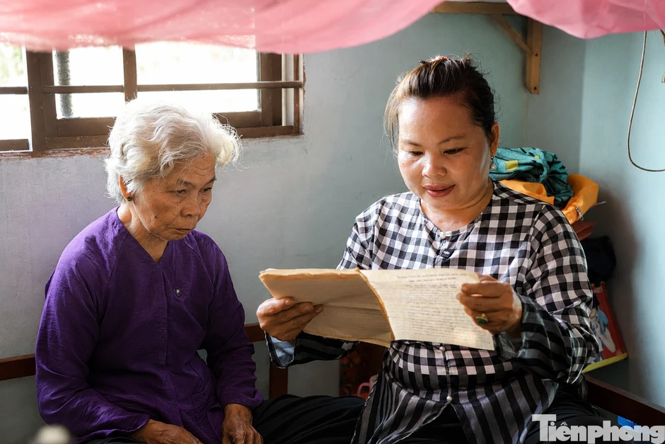 Bà Nguyễn Thị Lệ và danh phận vợ liệt sĩ Huỳnh Văn Quên sau 58 năm chờ đợi Bà Nguyễn Thị Lệ và danh phận vợ liệt sĩ Huỳnh Văn Quên sau 58 năm chờ đợi