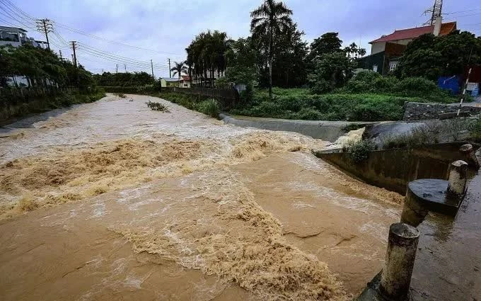 Bắc Bộ đối mặt nguy cơ lũ quét từ mưa lớn kéo dài 15 đến 17 / 6 Bắc Bộ đối mặt nguy cơ lũ quét từ mưa lớn kéo dài 15 đến 17 / 6