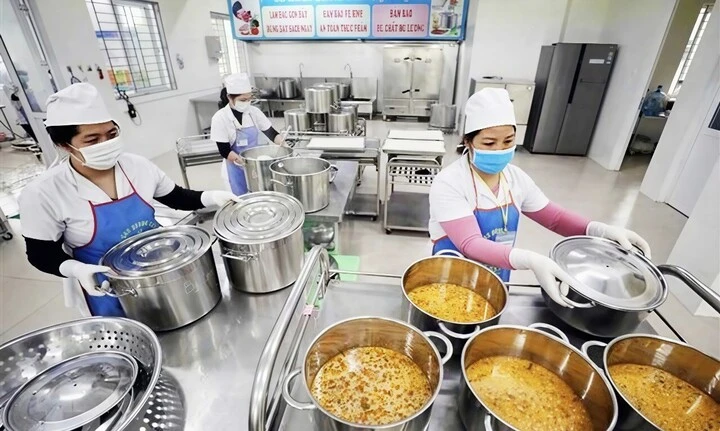 Bắc Ninh kiểm tra bếp ăn tập thể sau vụ 300 tấn lợn bẩn Bắc Ninh kiểm tra bếp ăn tập thể sau vụ 300 tấn lợn bẩn