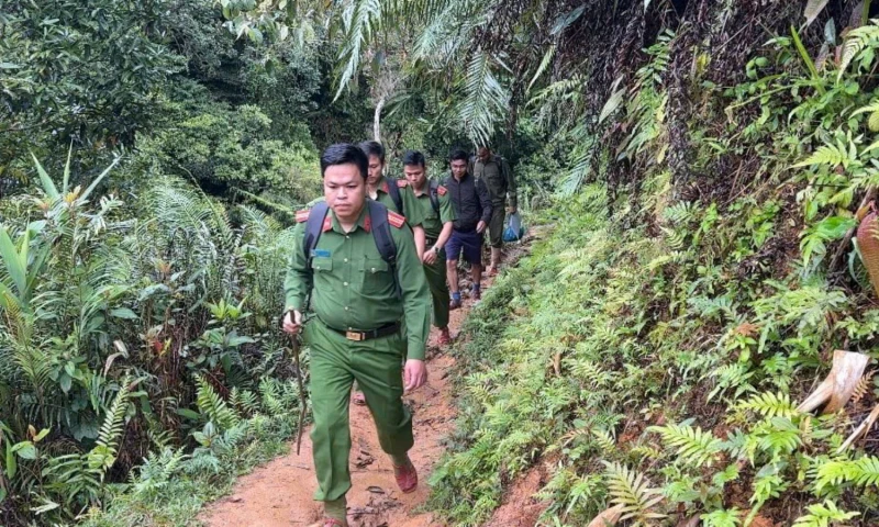 Bài 1: Vượt lên nắng gió, Công an xã ở miền Trung bền bỉ bám cơ sở Bài 1: Vượt lên nắng gió, Công an xã ở miền Trung bền bỉ bám cơ sở