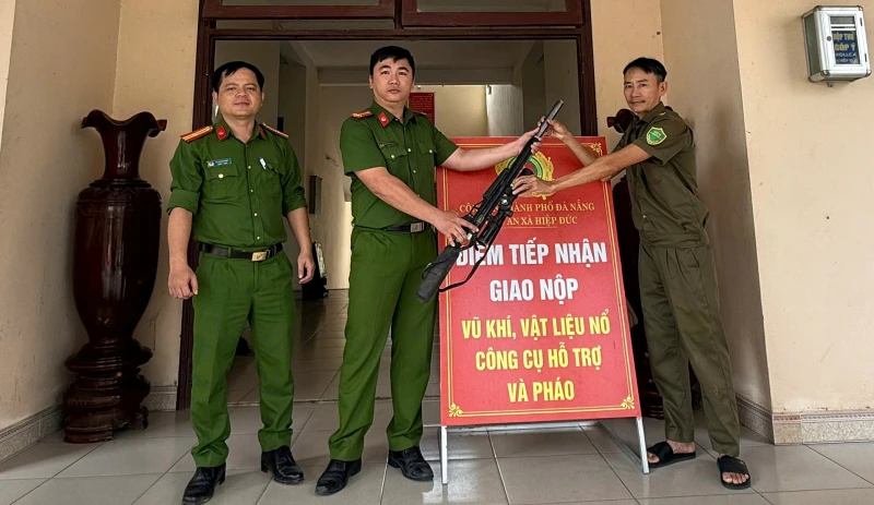 Bài 1: Vượt lên nắng gió, Công an xã ở miền Trung bền bỉ bám cơ sở Bài 1: Vượt lên nắng gió, Công an xã ở miền Trung bền bỉ bám cơ sở