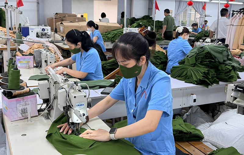 Bài 2: Chủ trương của Bộ Chính trị và Đảng ủy Công an Trung ương: Đặt nền móng cho sự đột phá phát triển Khoa học công nghệ và Công nghiệp an ninh