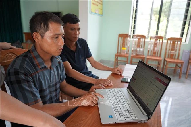 Bài 2: Đảng viên thời công nghệ số