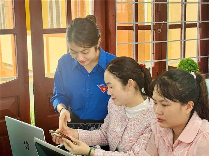 Bài 3: 'Dân vận khéo' trên không gian số Bài 3: 'Dân vận khéo' trên không gian số