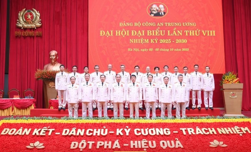 Bài cuối: Phát huy truyền thống, cùng lực lượng Công an nhân dân bước vào kỷ nguyên phát triển mới Bài cuối: Phát huy truyền thống, cùng lực lượng Công an nhân dân bước vào kỷ nguyên phát triển mới