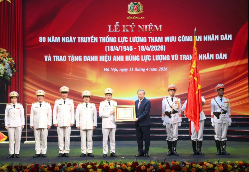 Bài cuối: Phát huy truyền thống, cùng lực lượng Công an nhân dân bước vào kỷ nguyên phát triển mới Bài cuối: Phát huy truyền thống, cùng lực lượng Công an nhân dân bước vào kỷ nguyên phát triển mới