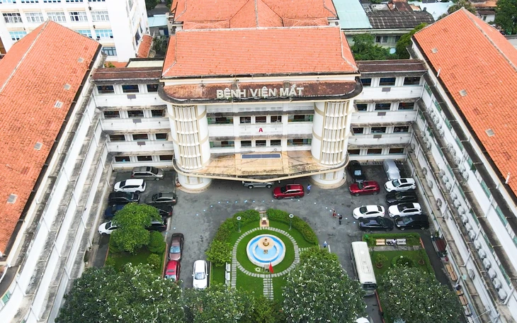 Bàn giao 2 cơ sở mới cho Bệnh viện Mắt TP.HCM, sắp hết cảnh quá tải Bàn giao 2 cơ sở mới cho Bệnh viện Mắt TP.HCM, sắp hết cảnh quá tải
