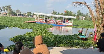Bàng hoàng phát hiện thi thể 2 trẻ nhỏ đuối nước trên sông Vàm Cỏ Tây