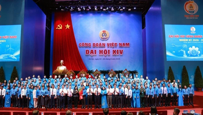 Bảo đảm đời sống người lao động