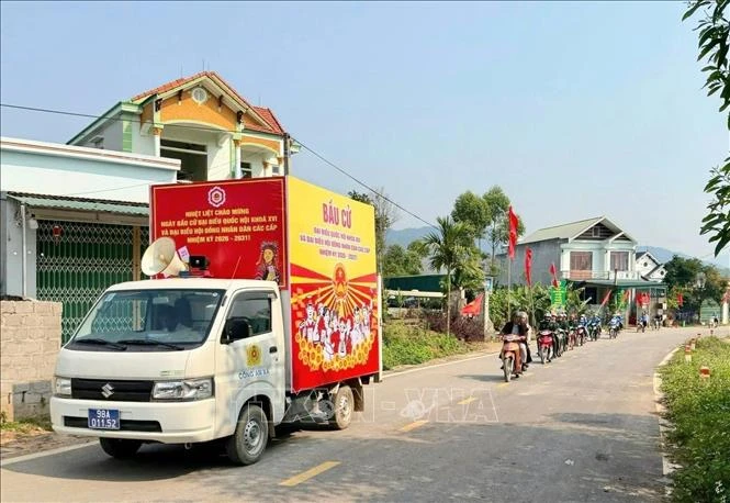 Bảo đảm giao thông thông suốt trong ngày bầu cử Bảo đảm giao thông thông suốt trong ngày bầu cử