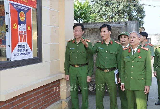 Bảo đảm quyền bầu cử cho người bị tạm giữ, tạm giam Bảo đảm quyền bầu cử cho người bị tạm giữ, tạm giam