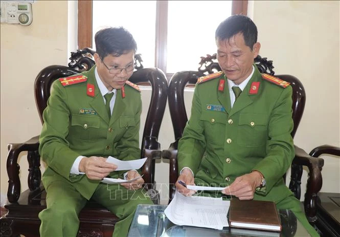Bảo đảm quyền bầu cử cho người bị tạm giữ, tạm giam Bảo đảm quyền bầu cử cho người bị tạm giữ, tạm giam