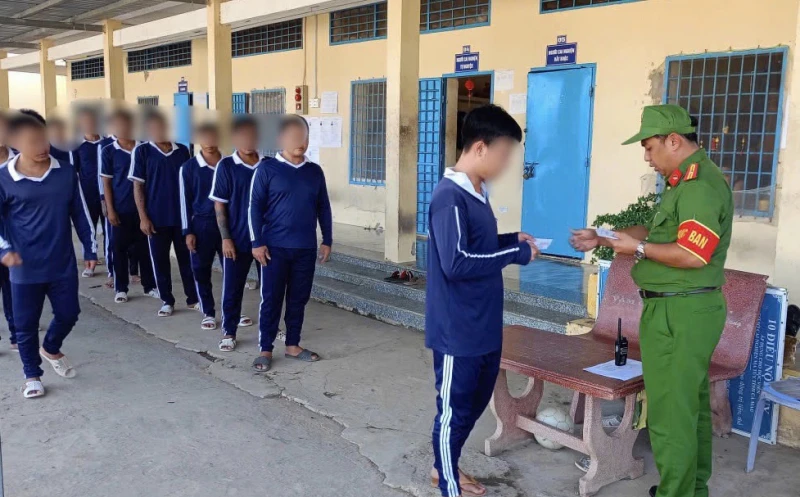 Bảo đảm quyền bầu cử cho trên 500 học viên cai nghiện ma túy ở Cà Mau Bảo đảm quyền bầu cử cho trên 500 học viên cai nghiện ma túy ở Cà Mau