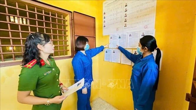 Bảo đảm quyền bầu cử của người bị tạm giữ, tạm giam Bảo đảm quyền bầu cử của người bị tạm giữ, tạm giam