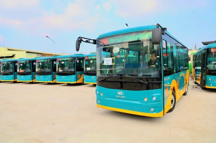 Báo in ngày 9-4: Siết khí thải xe máy: Bài toán không chỉ là khói bụi Báo in ngày 9-4: Siết khí thải xe máy: Bài toán không chỉ là khói bụi