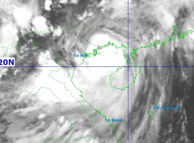 Bão Maysak đã vào đất liền , mưa gió đỉnh điểm tại Quảng Ninh tối 4 / 7 Bão Maysak đã vào đất liền , mưa gió đỉnh điểm tại Quảng Ninh tối 4 / 7