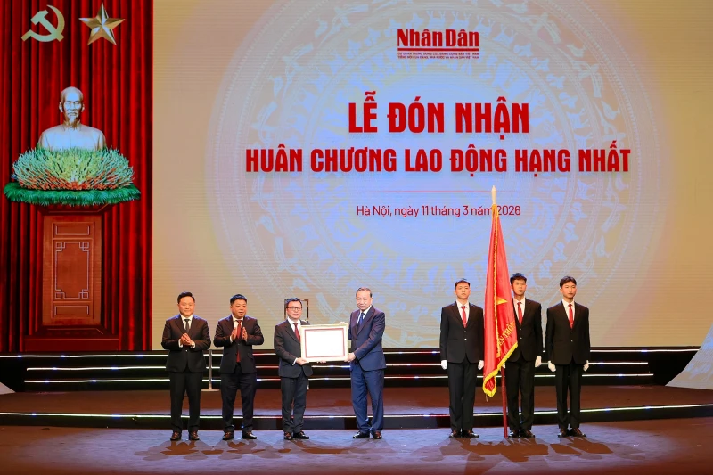 Báo Nhân Dân cần tiếp tục giữ vững vai trò ngọn cờ tư tưởng của Đảng