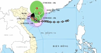 Bão số 4 có thể mạnh lên cấp 9, tiếp tục “quẩn quanh” ở Vịnh Bắc Bộ