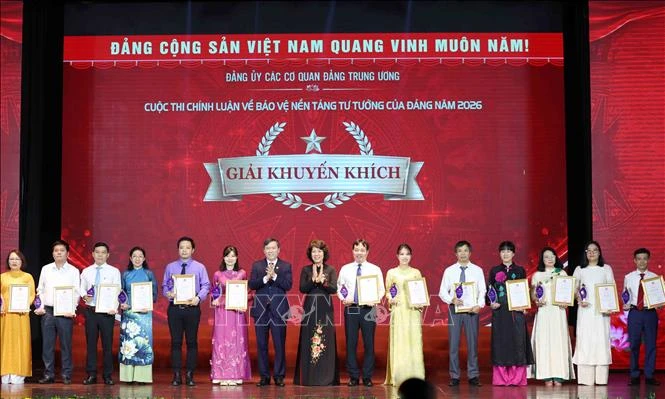 Báo Tin tức và Dân tộc giành giải C với loạt bài bình luận tại Cuộc thi chính luận Báo Tin tức và Dân tộc giành giải C với loạt bài bình luận tại Cuộc thi chính luận