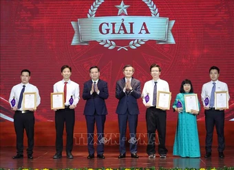 Báo Tin tức và Dân tộc giành giải C với loạt bài bình luận tại Cuộc thi chính luận
