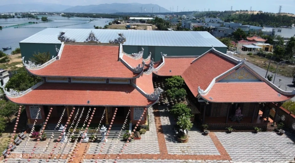 Bảo vật 'Phật lồi' hơn 500 năm ở làng chài ven đầm Thị Nại Bảo vật 'Phật lồi' hơn 500 năm ở làng chài ven đầm Thị Nại