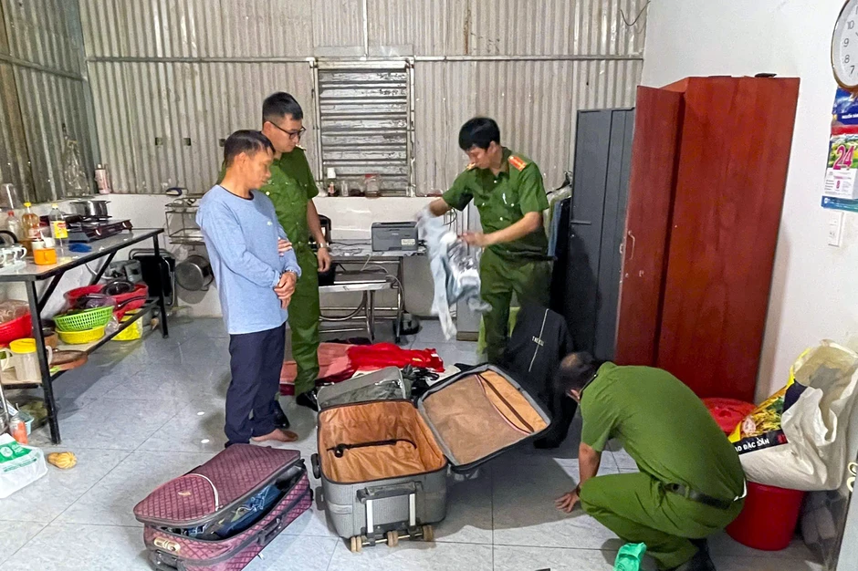 Bắt 2 nghi phạm đột nhập homestay ở Bảo Lộc trộm tài sản Bắt 2 nghi phạm đột nhập homestay ở Bảo Lộc trộm tài sản