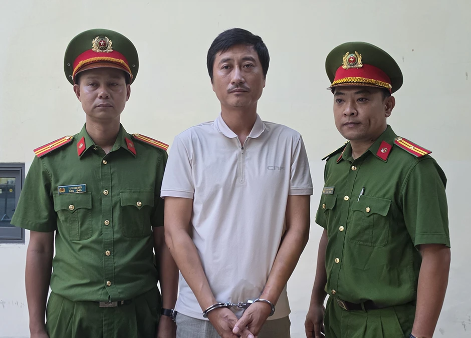 Bắt Chủ tịch Công ty mua bán nợ Song Long