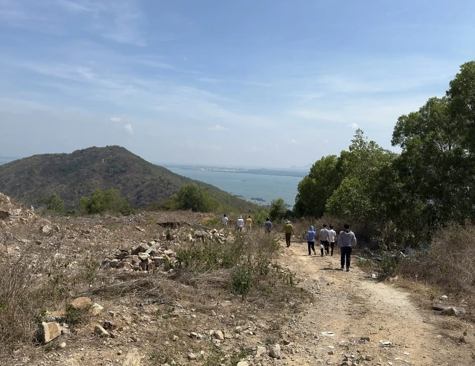 Bắt đầu khảo sát mở thông tuyến đường xuyên núi Lớn ở Vũng Tàu dài hơn 10 km Bắt đầu khảo sát mở thông tuyến đường xuyên núi Lớn ở Vũng Tàu dài hơn 10 km