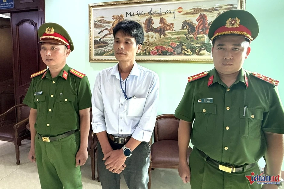 Bắt giám đốc công ty bán hơn 250 tấn phân bón giả Bắt giám đốc công ty bán hơn 250 tấn phân bón giả
