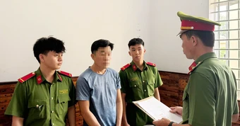 Bắt giam người đàn ông 47 tuổi nhiều lần xâm hại bé gái