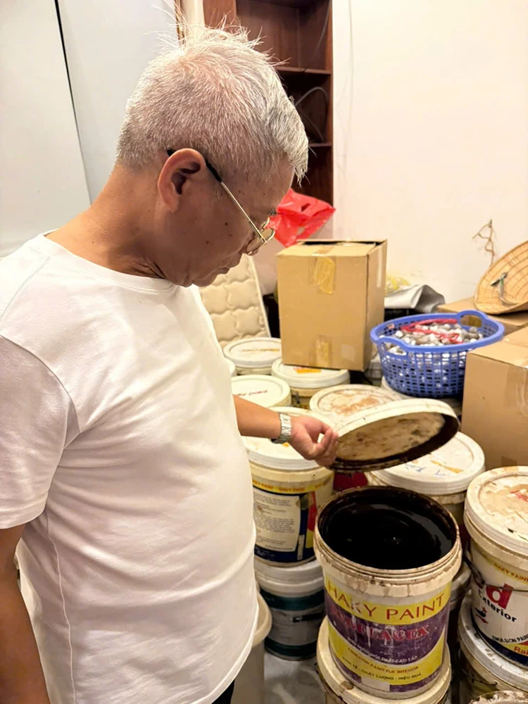 Bắt giữ chủ nhà thuốc Bảo Thanh Đường vì sản xuất, buôn bán hàng cấm Bắt giữ chủ nhà thuốc Bảo Thanh Đường vì sản xuất, buôn bán hàng cấm