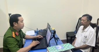 Bắt giữ kẻ giết người phụ nữ trong phòng ngủ để cướp vàng