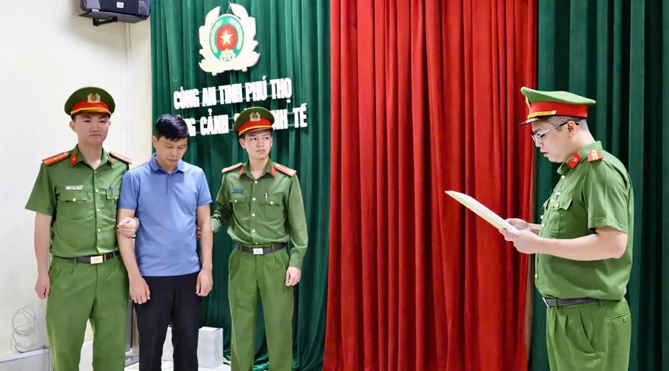 Bắt giữ ông Hoàng Trọng Lợi, nguyên Phó Chủ tịch TP Phúc Yên cũ Bắt giữ ông Hoàng Trọng Lợi, nguyên Phó Chủ tịch TP Phúc Yên cũ