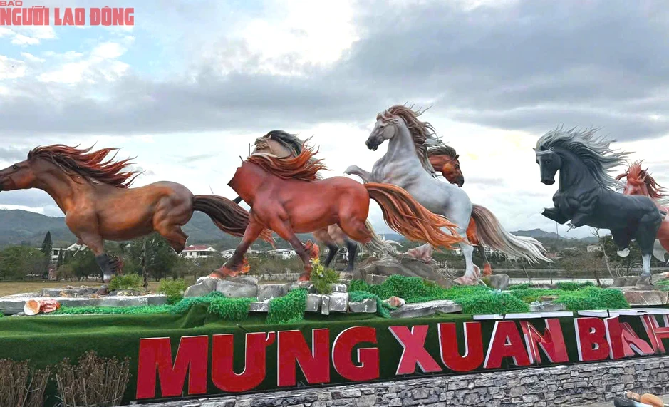 Bất ngờ về thủ phạm đập phá nhiều linh vật ngựa ở Quảng Trị