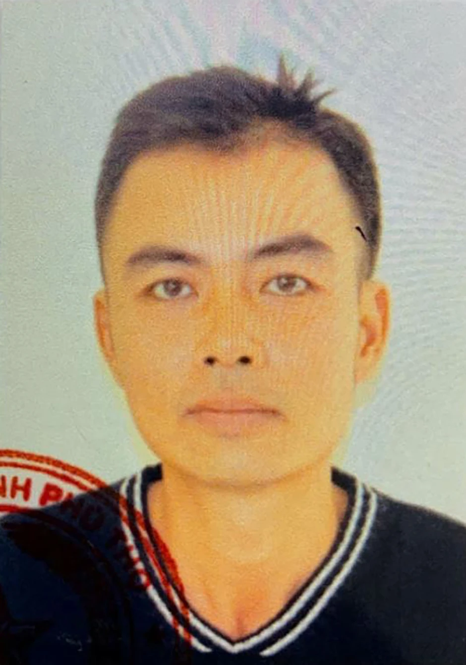 Bắt tạm giam người bố bạo hành con trai hơn 7 tuổi ở Phú Thọ Bắt tạm giam người bố bạo hành con trai hơn 7 tuổi ở Phú Thọ