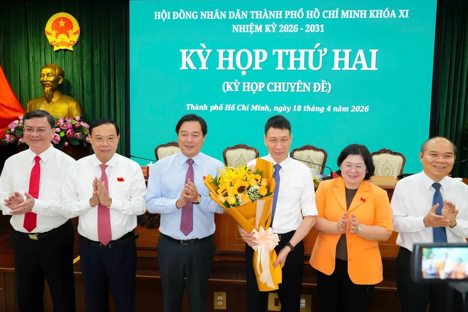 Bầu bổ sung Ủy viên UBND TP.HCM đối với Giám đốc Sở Quy hoạch - Kiến trúc Trương Trung Kiên Bầu bổ sung Ủy viên UBND TP.HCM đối với Giám đốc Sở Quy hoạch - Kiến trúc Trương Trung Kiên