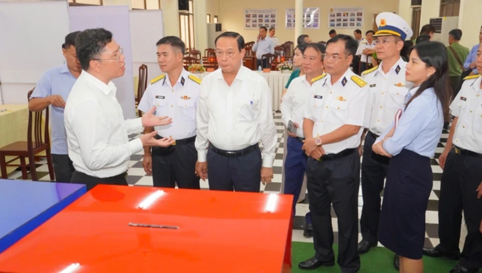 BẦU CỬ ĐẠI BIỂU QUỐC HỘI VÀ HĐND CÁC CẤP: Sẵn sàng trước thời điểm quan trọng BẦU CỬ ĐẠI BIỂU QUỐC HỘI VÀ HĐND CÁC CẤP: Sẵn sàng trước thời điểm quan trọng