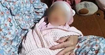 Bé gái 3 ngày tuổi bị bỏ rơi kèm lời nhắn "Con là sinh viên, do lỡ lầm"