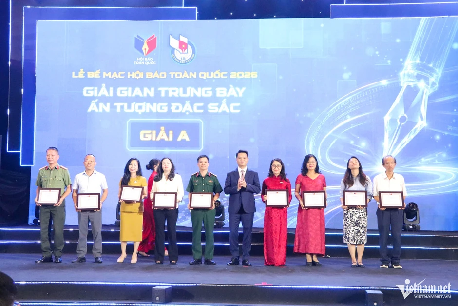 Bế mạc Hội Báo toàn quốc 2026: Báo chí Việt Nam tăng tốc chuyển đổi số Bế mạc Hội Báo toàn quốc 2026: Báo chí Việt Nam tăng tốc chuyển đổi số