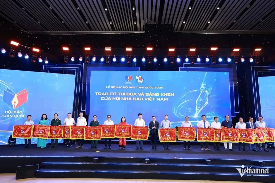 Bế mạc Hội Báo toàn quốc 2026: Báo chí Việt Nam tăng tốc chuyển đổi số Bế mạc Hội Báo toàn quốc 2026: Báo chí Việt Nam tăng tốc chuyển đổi số