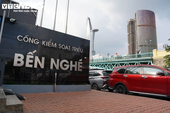 Bên trong các cống ngăn triều ở TP.HCM trước ngày vận hành Bên trong các cống ngăn triều ở TP.HCM trước ngày vận hành
