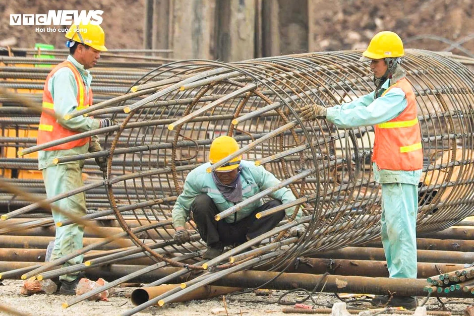 Bên trong đại công trường cầu Trần Hưng Đạo gần 16 nghìn tỷ đồng ở Hà Nội Bên trong đại công trường cầu Trần Hưng Đạo gần 16 nghìn tỷ đồng ở Hà Nội