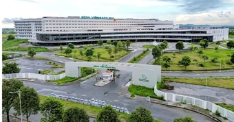 Bệnh viện Bạch Mai và Việt Đức cơ sở 2 nhận hỗ trợ đặc thù 15 triệu đồng / tháng