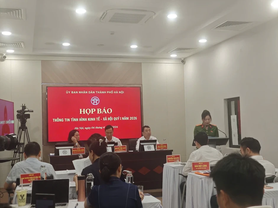 Bếp ăn của 26 trường học ở Hà Nội và Bắc Ninh bị tuồn thịt lợn nhiễm bệnh Bếp ăn của 26 trường học ở Hà Nội và Bắc Ninh bị tuồn thịt lợn nhiễm bệnh
