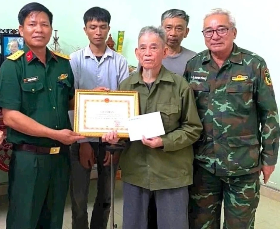 Bí mật dưới lòng núi Chư Pah: Thùng đạn sắt và cuộc hội ngộ không tưởng sau 50 năm Bí mật dưới lòng núi Chư Pah: Thùng đạn sắt và cuộc hội ngộ không tưởng sau 50 năm