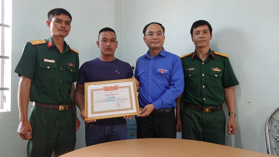 Bí mật dưới lòng núi Chư Pah: Thùng đạn sắt và cuộc hội ngộ không tưởng sau 50 năm Bí mật dưới lòng núi Chư Pah: Thùng đạn sắt và cuộc hội ngộ không tưởng sau 50 năm