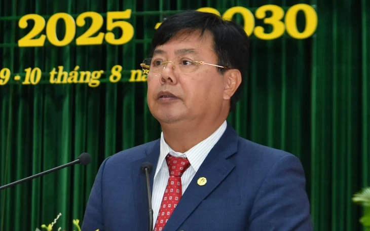Bí thư An Giang: 'Không nhất thiết duy trì diện tích lúa quá lớn nếu hiệu quả thấp' Bí thư An Giang: 'Không nhất thiết duy trì diện tích lúa quá lớn nếu hiệu quả thấp'